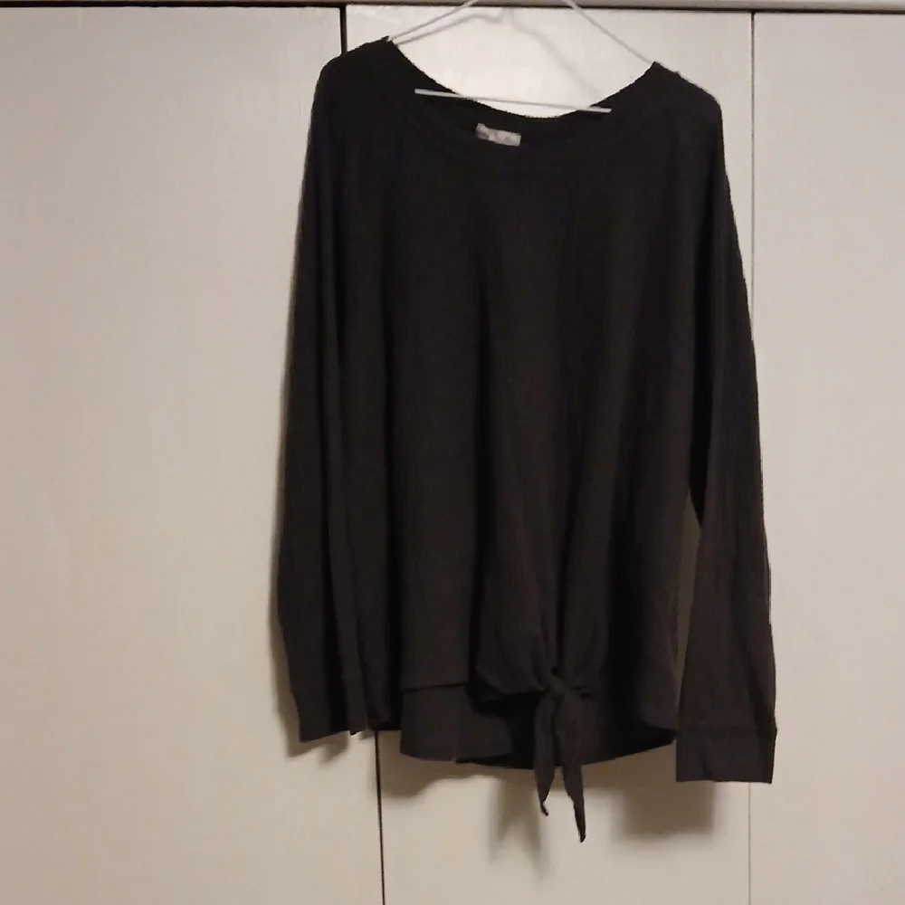 Chic Black Tie-Front Blouse - Picture 1 of 5